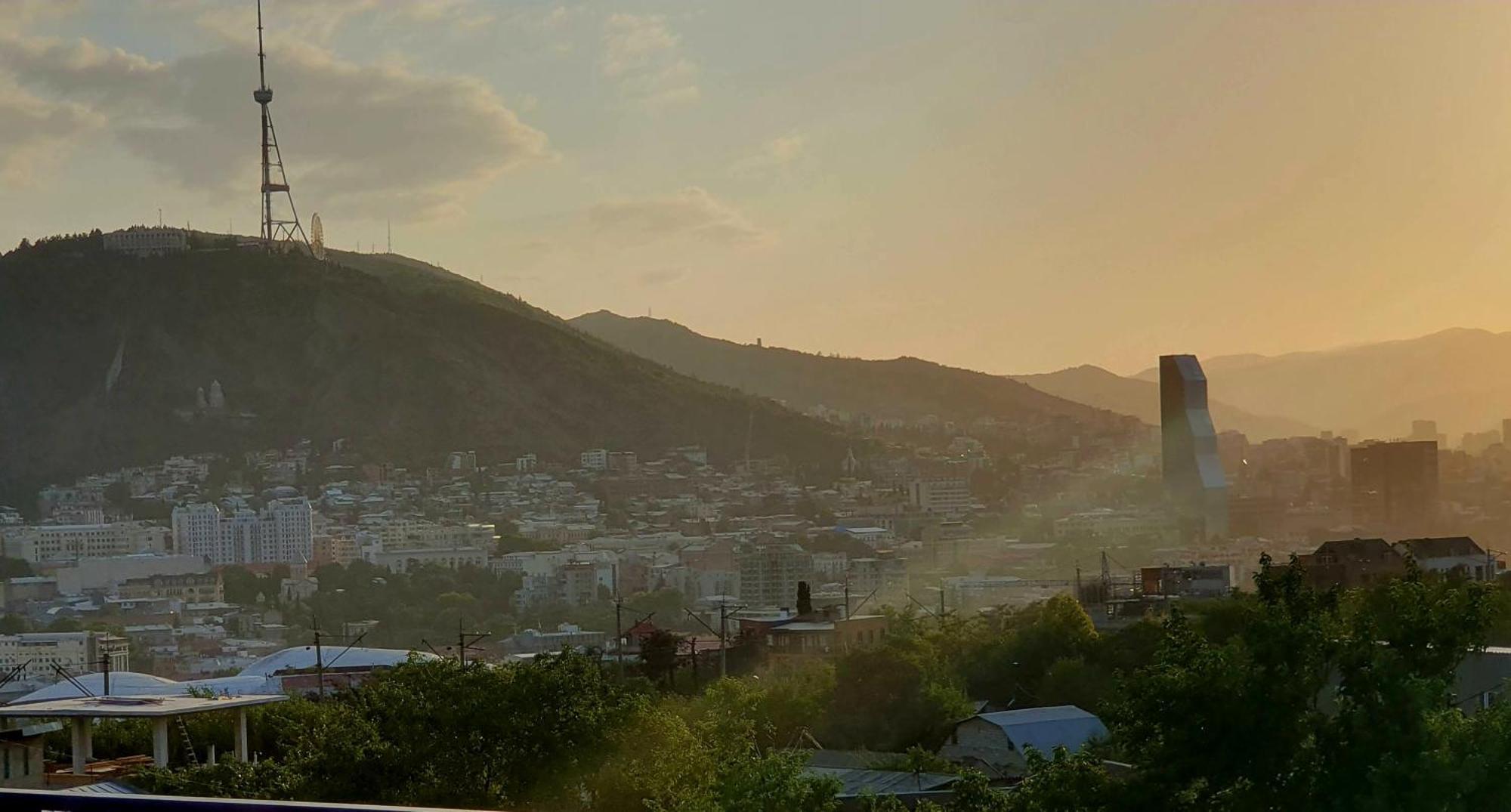 Hotel Hills In Old Tbilisi Bagian luar foto