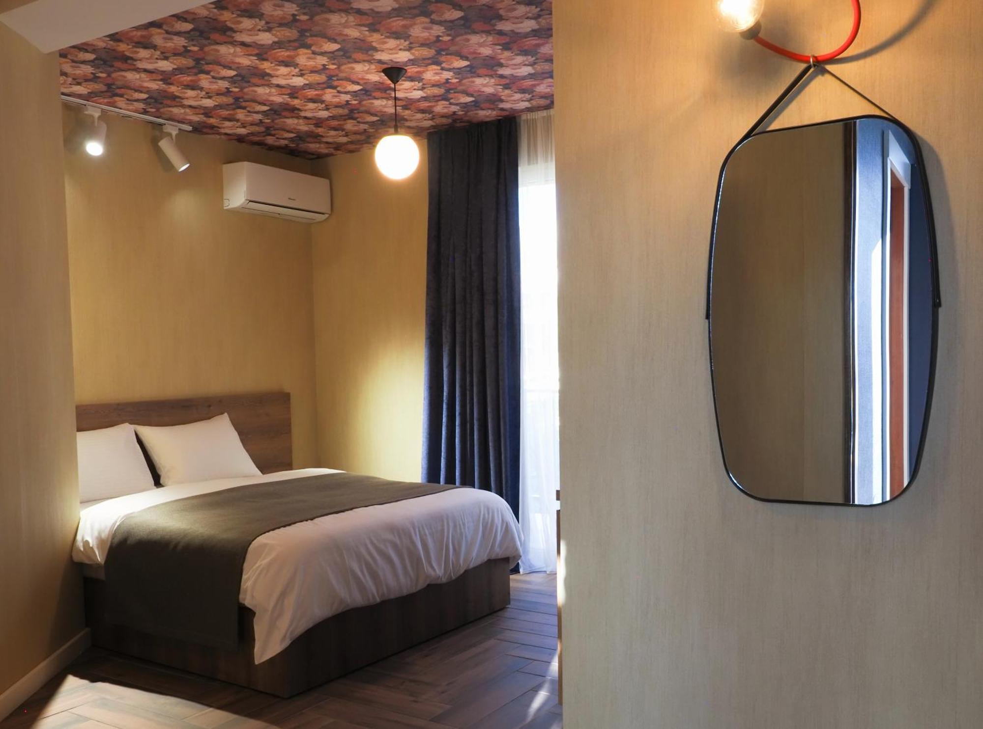 Hotel Hills In Old Tbilisi Bagian luar foto