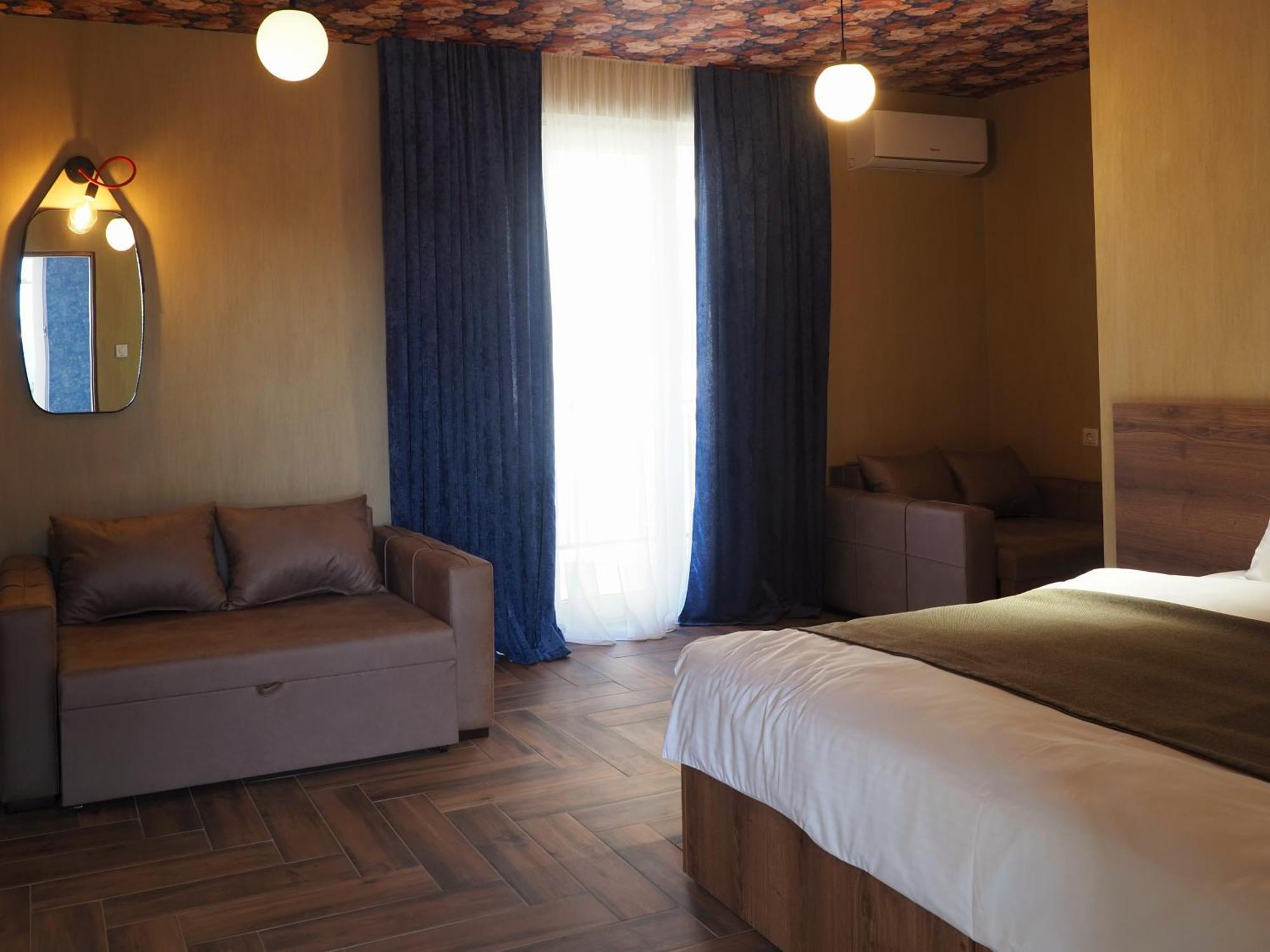 Hotel Hills In Old Tbilisi Bagian luar foto