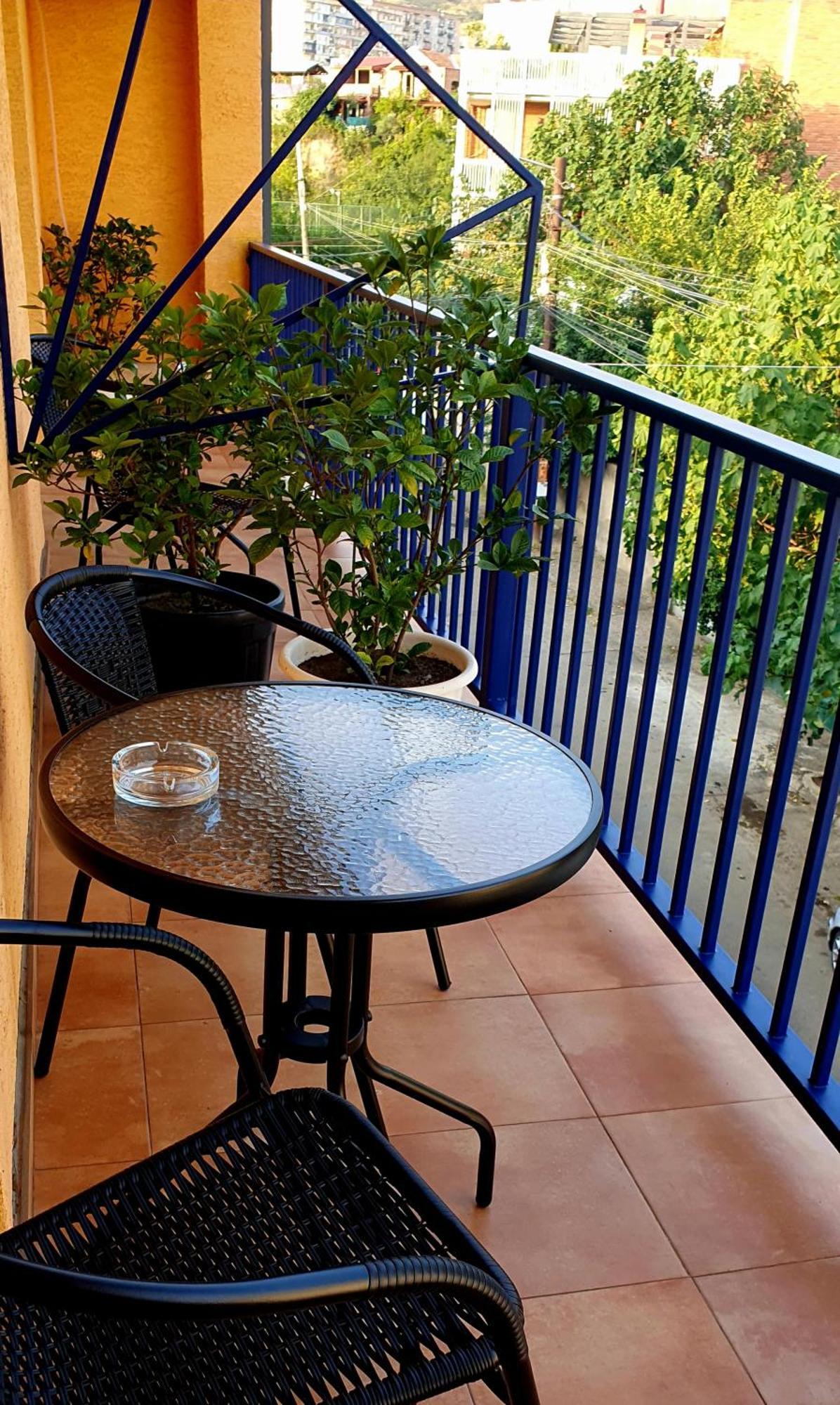 Hotel Hills In Old Tbilisi Bagian luar foto